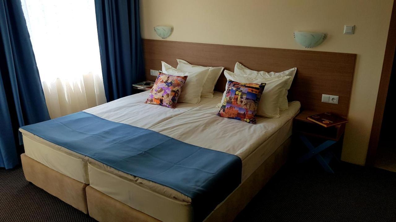Hotel Амида Varvara  Esterno foto